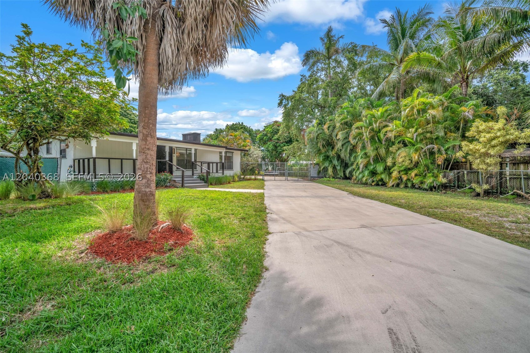 JACARANDA HEIGHTS - Residential