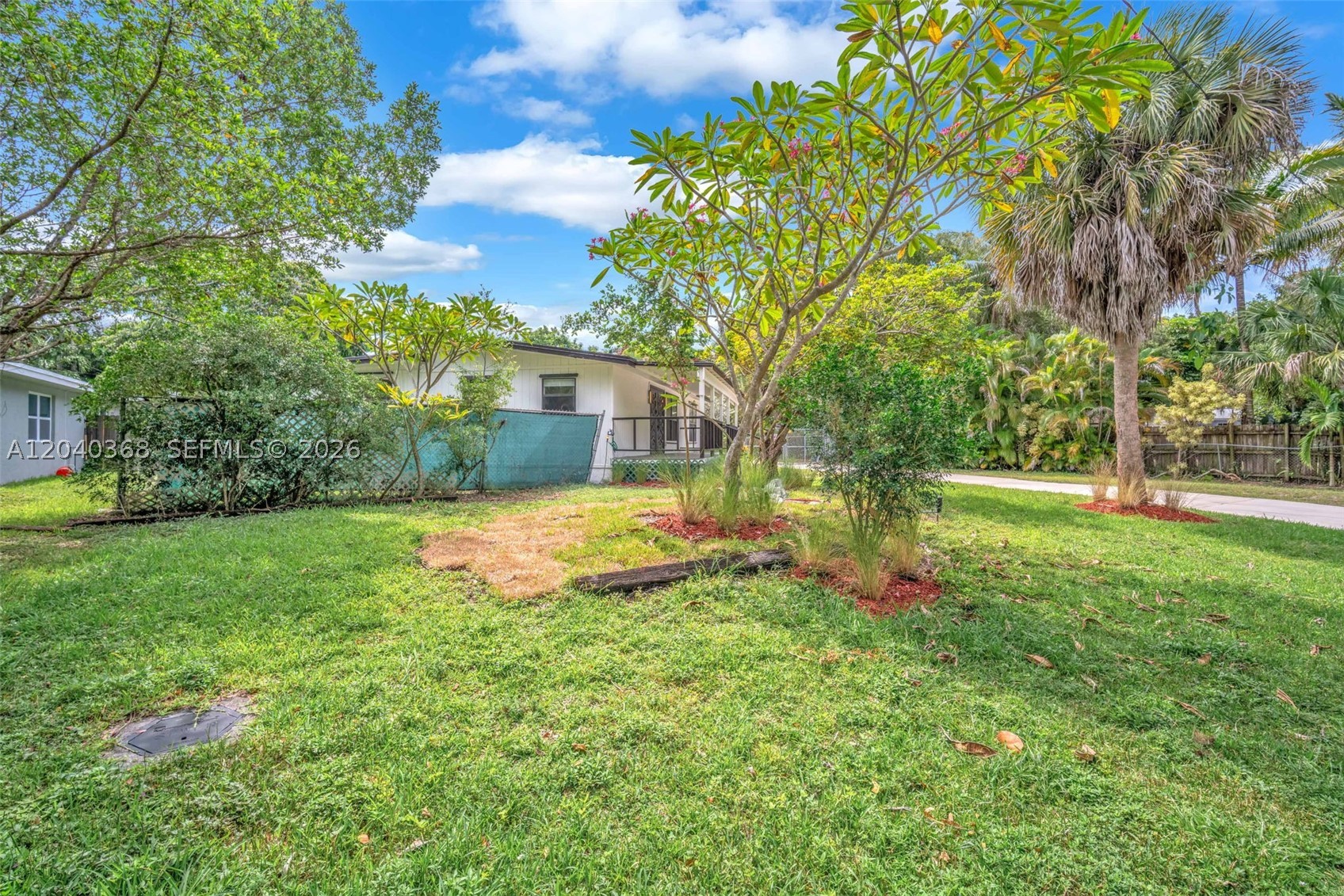 JACARANDA HEIGHTS - Residential