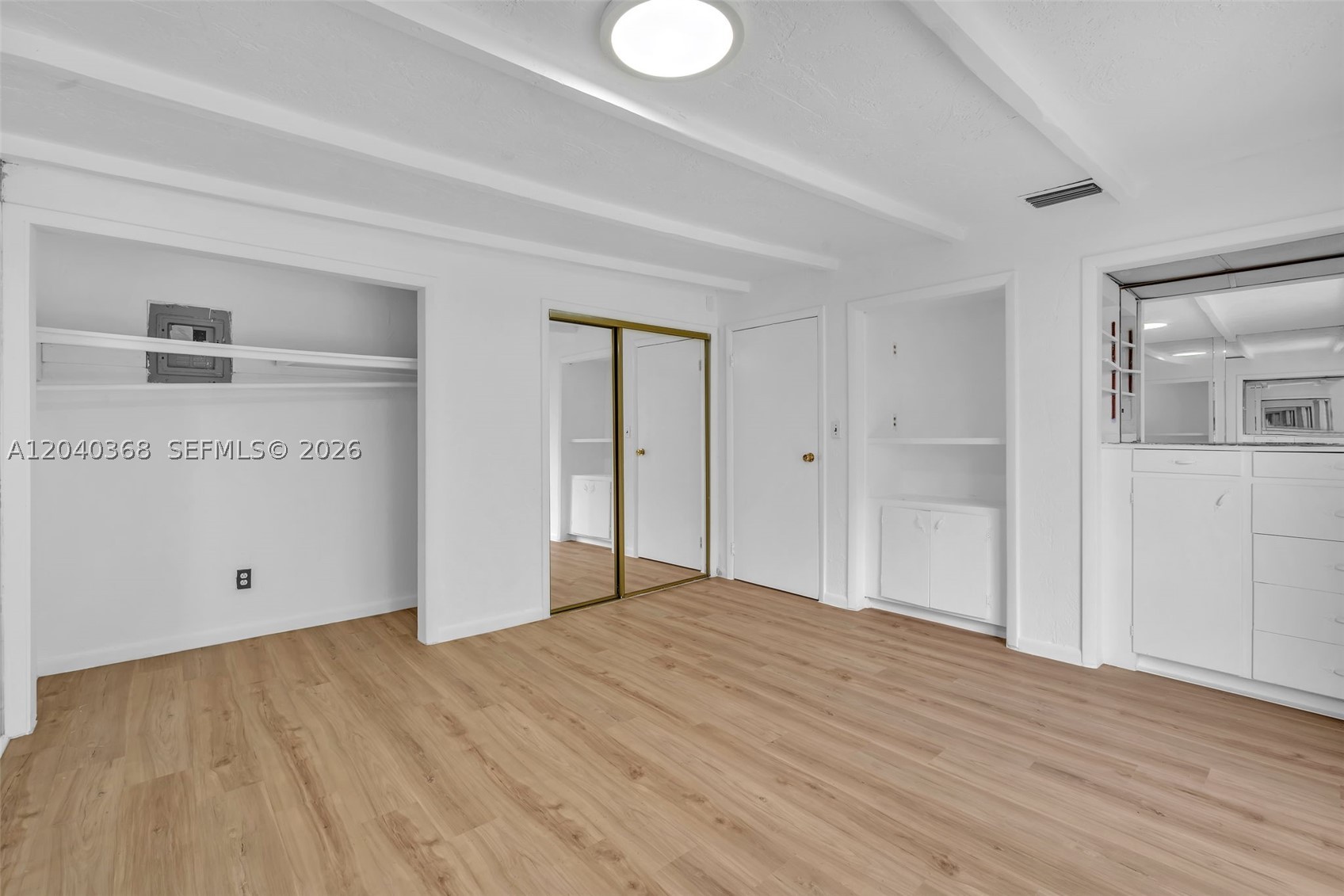 JACARANDA HEIGHTS - Residential