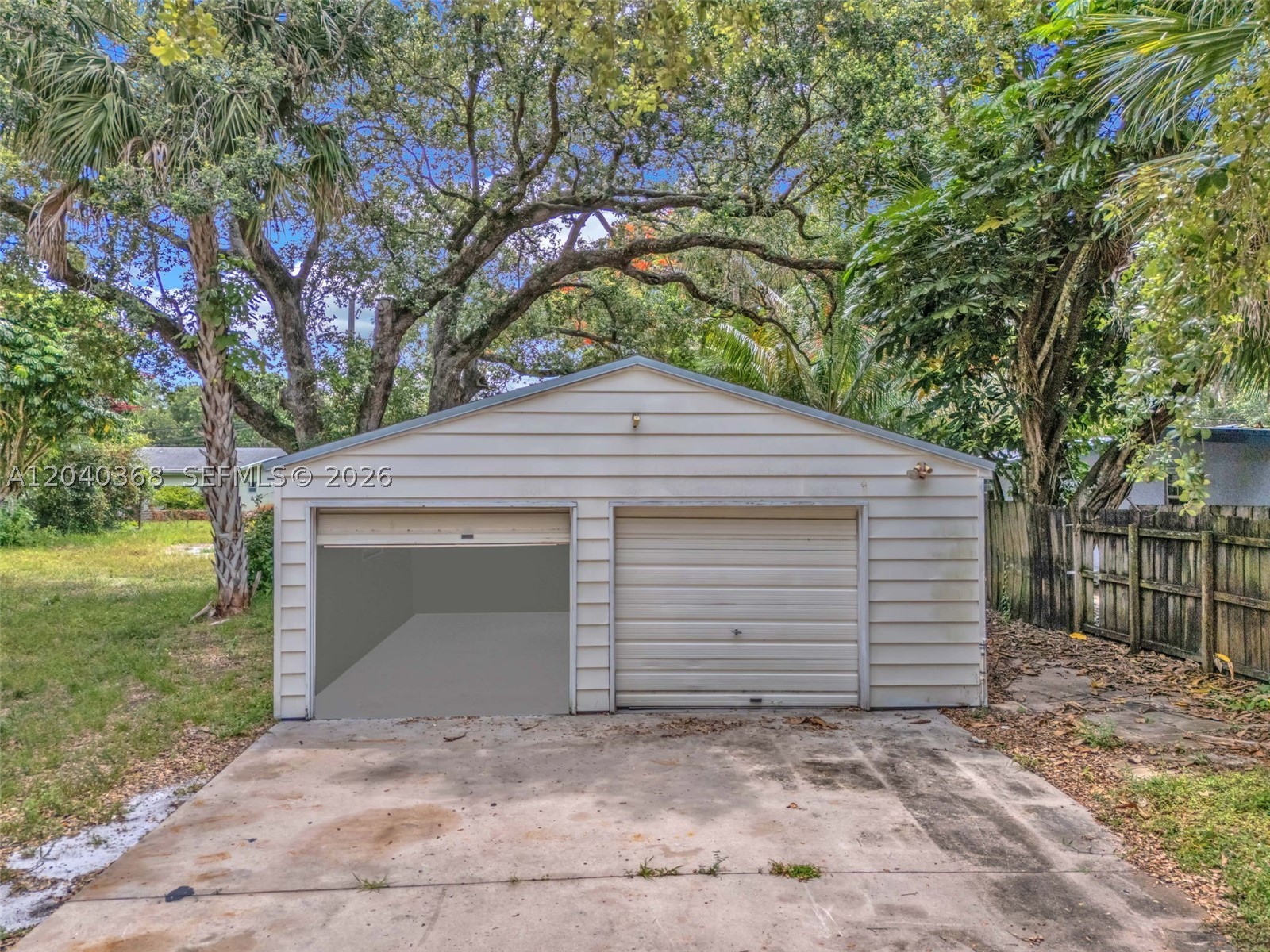 JACARANDA HEIGHTS - Residential