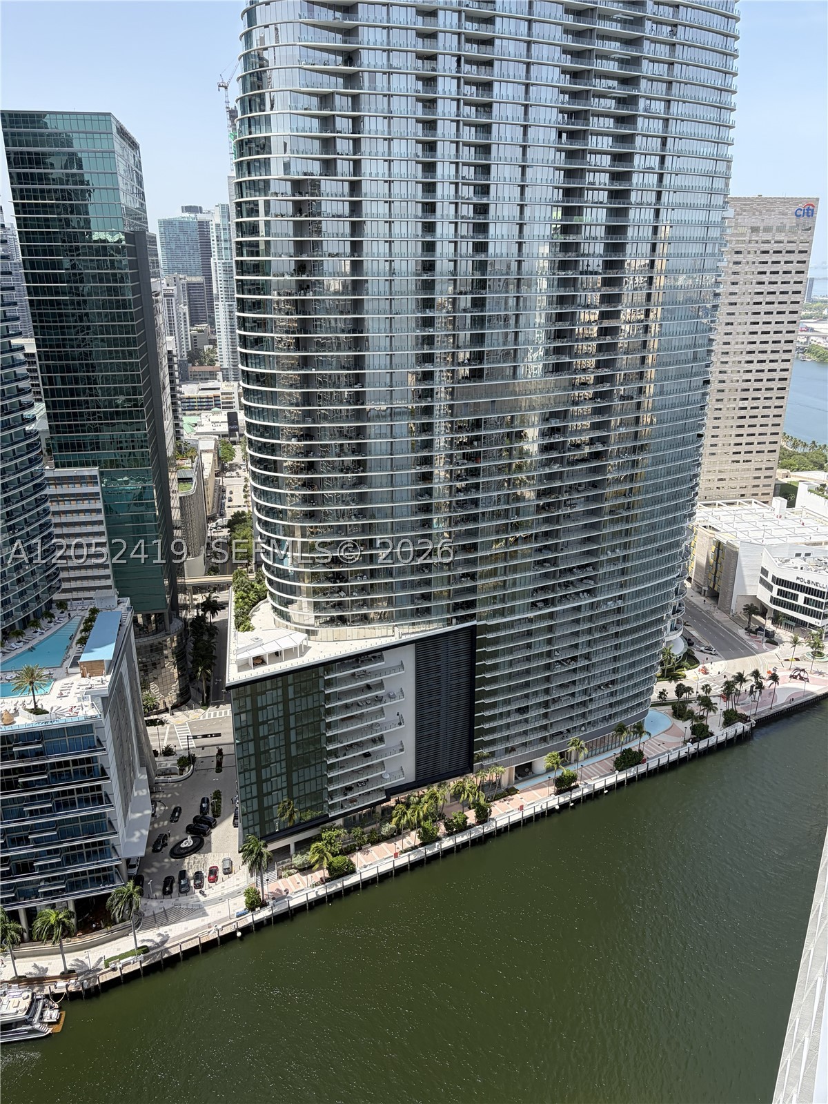 ICONBRICKELL CONDO NO 1 - Residential Lease