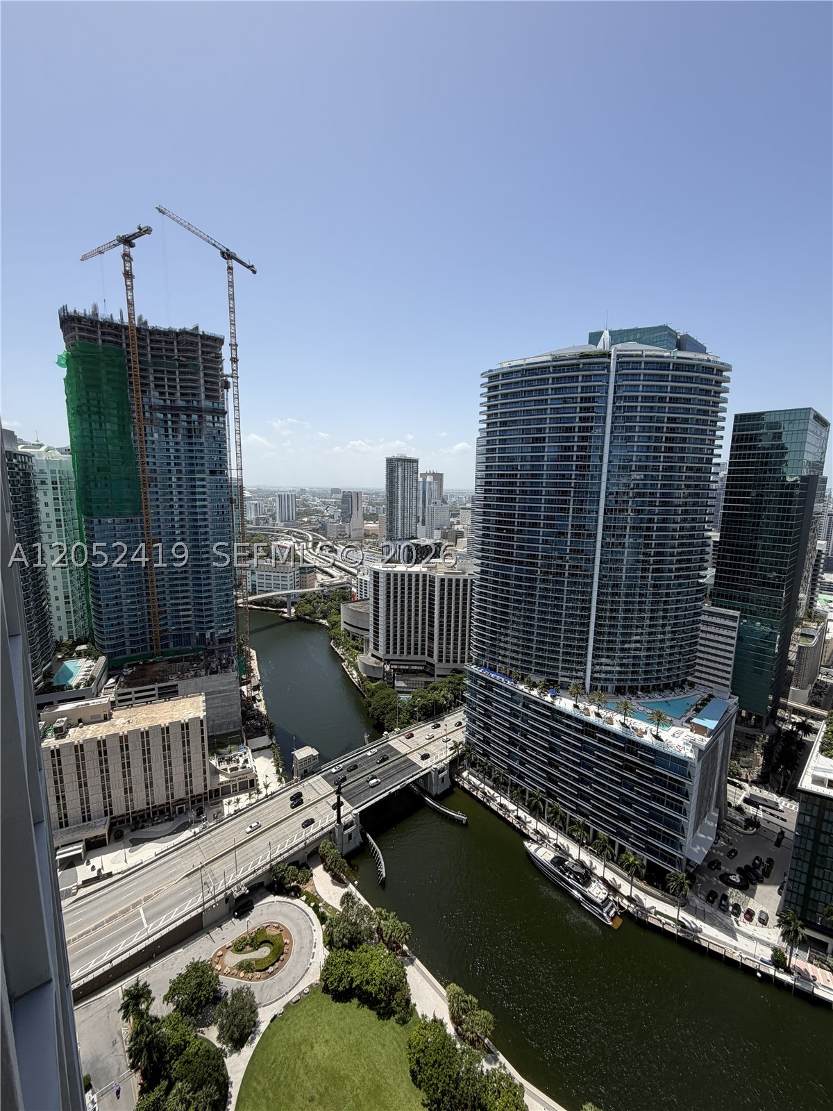 ICONBRICKELL CONDO NO 1 - Residential Lease