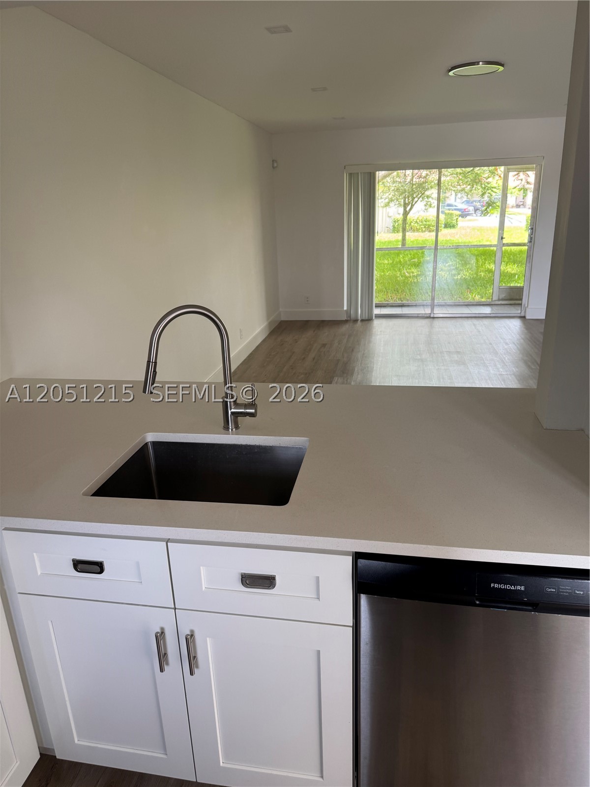 ROSEWOOD CONDO - Residential