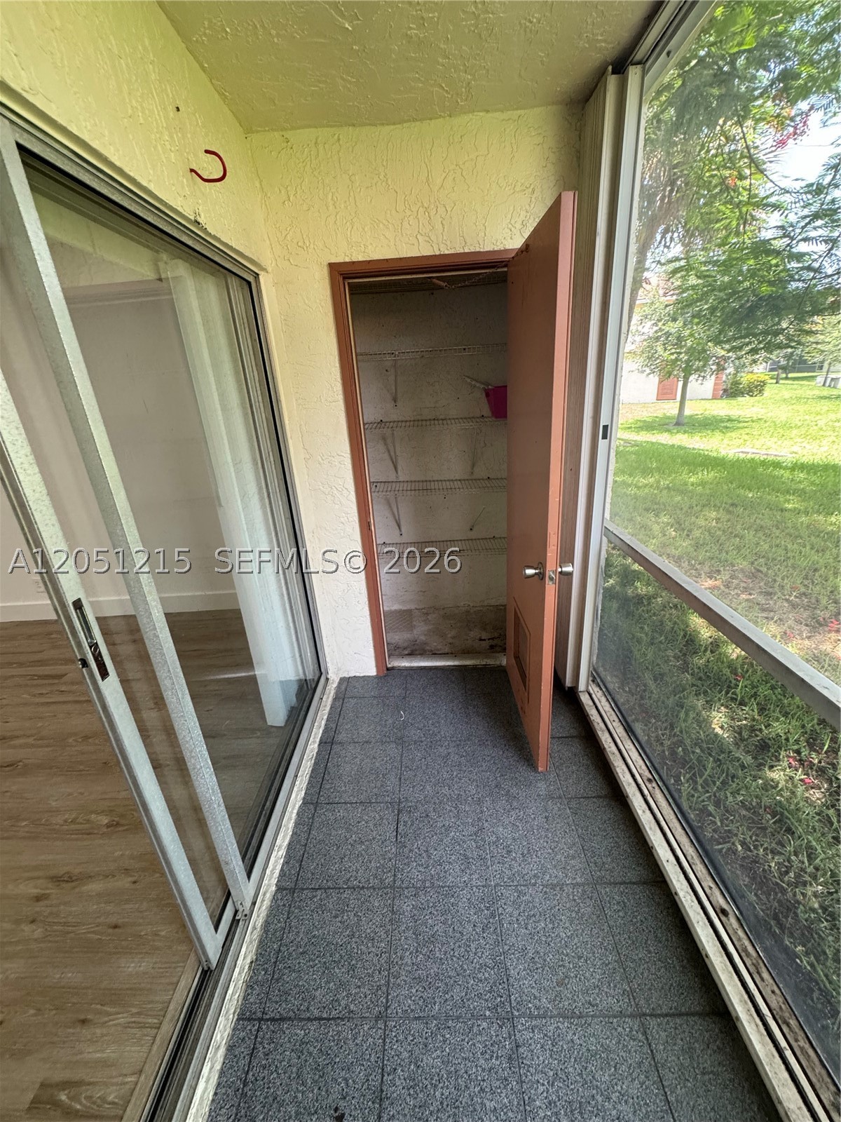 ROSEWOOD CONDO - Residential