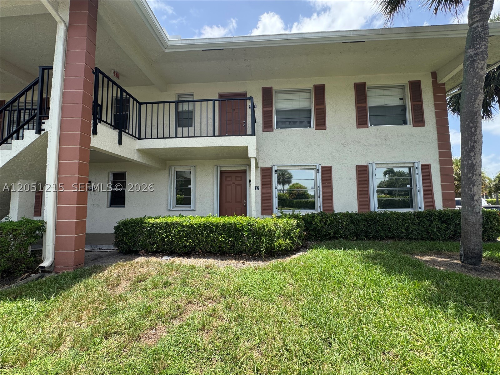 ROSEWOOD CONDO - Residential