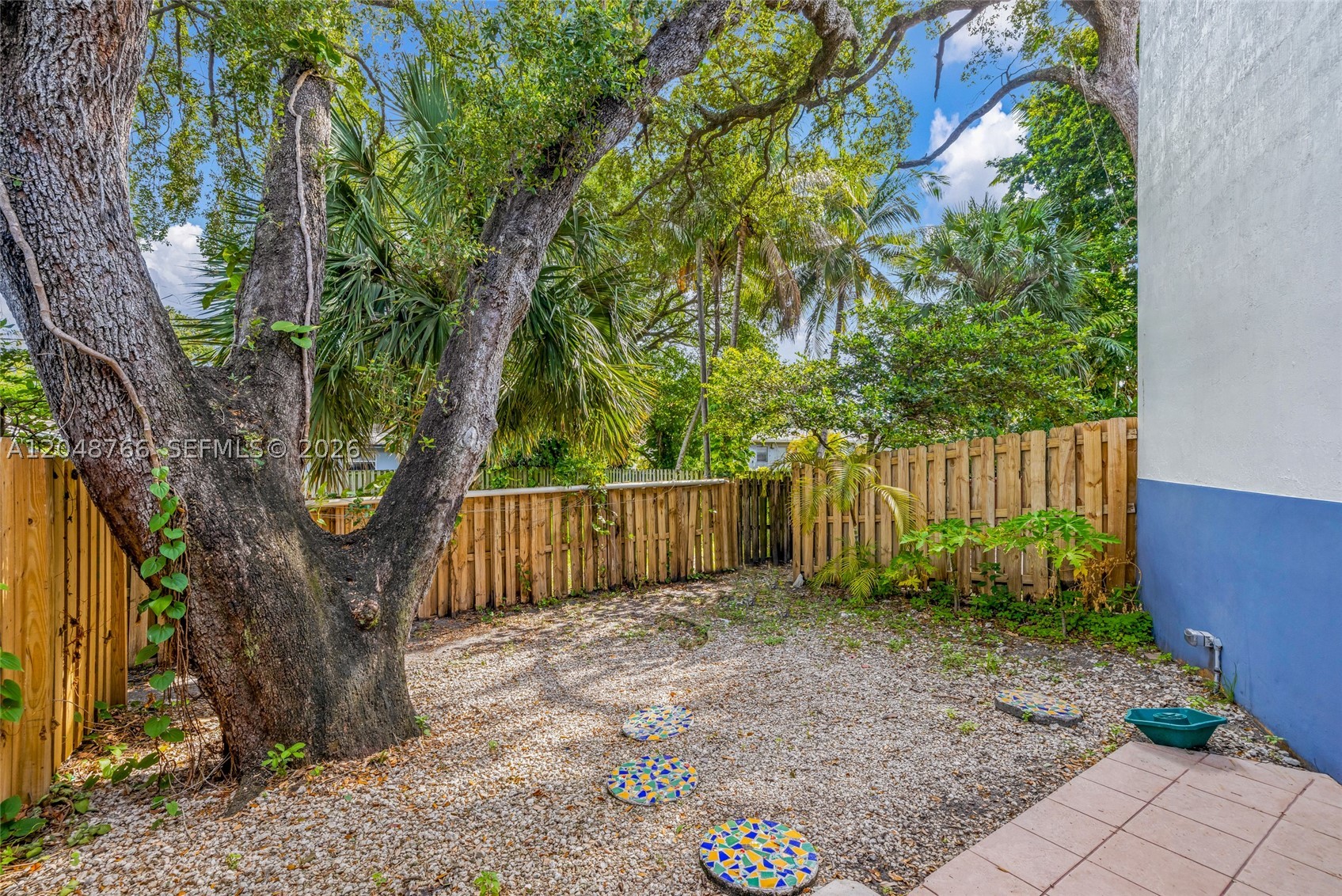CLAIRE LAKE - Residential Lease