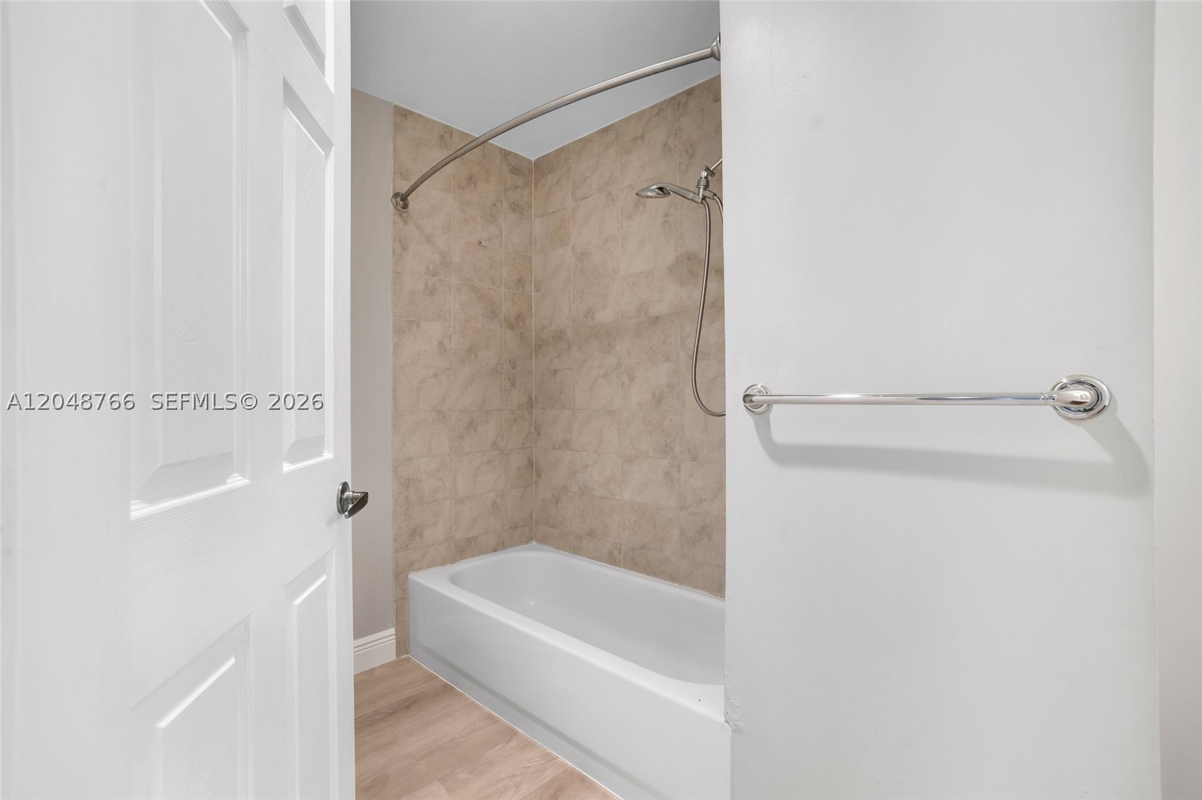 CLAIRE LAKE - Residential Lease