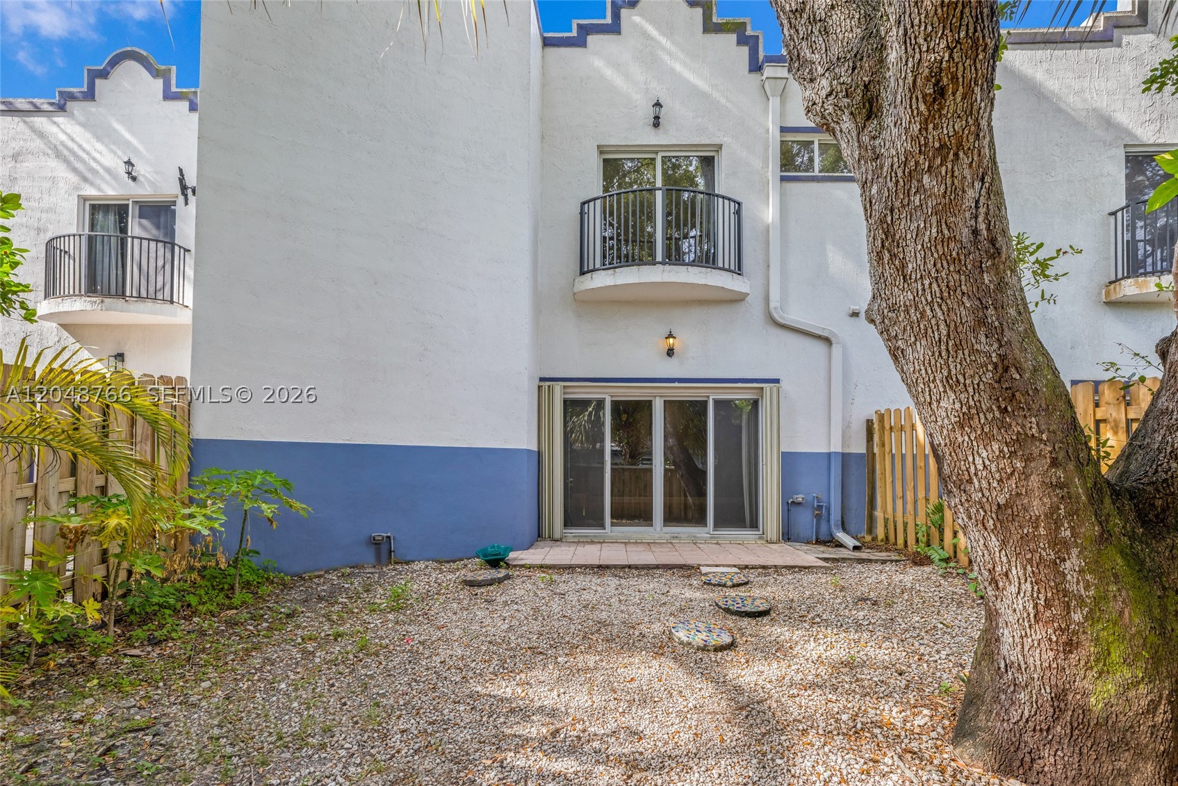 CLAIRE LAKE - Residential Lease