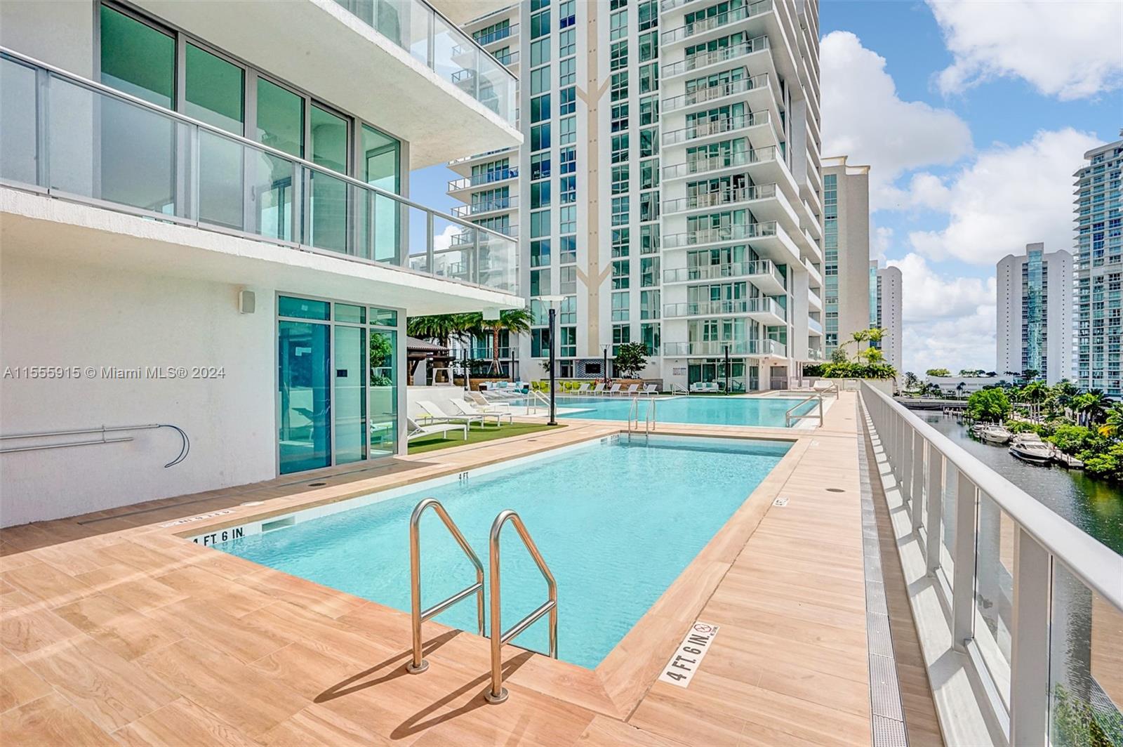 PARQUE TOWERS CONDO - Residential Lease