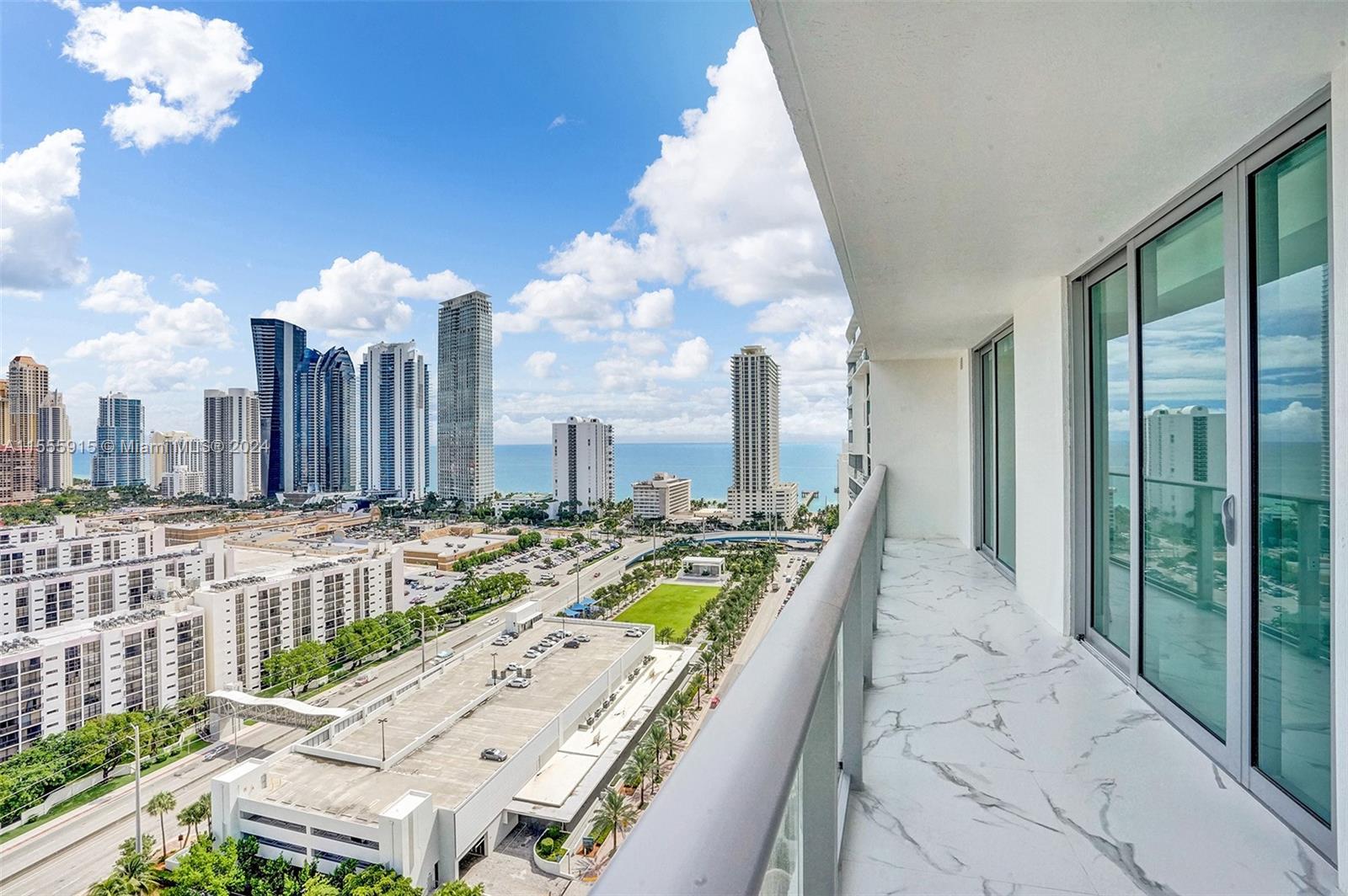 PARQUE TOWERS CONDO - Residential Lease