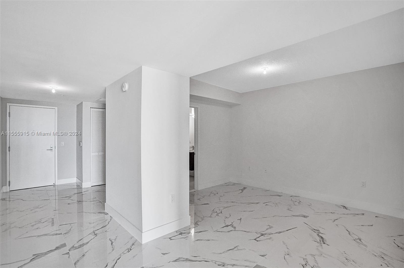 PARQUE TOWERS CONDO - Residential Lease