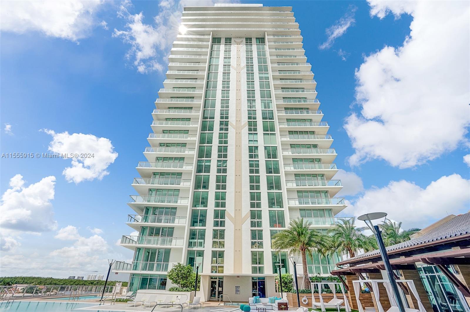 PARQUE TOWERS CONDO - Residential Lease