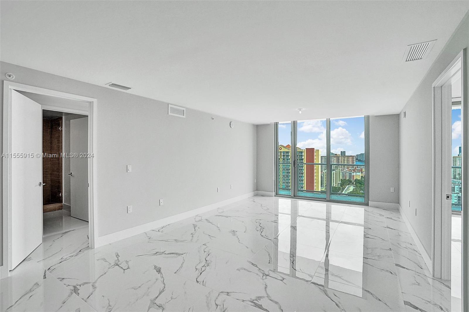PARQUE TOWERS CONDO - Residential Lease