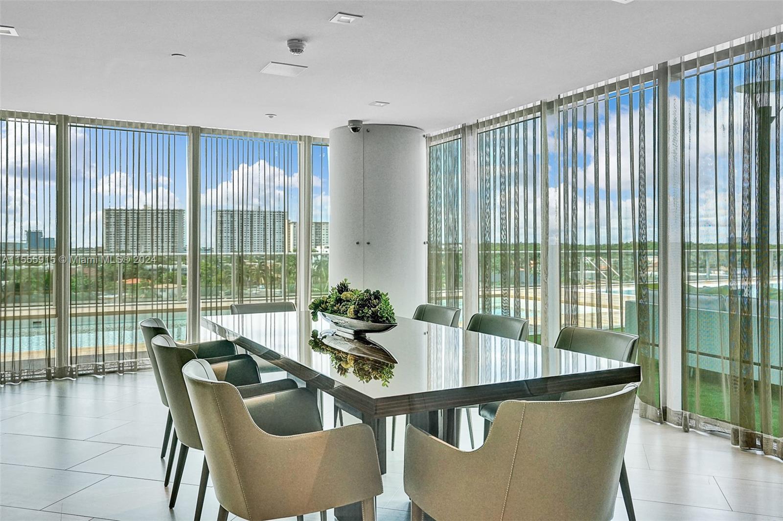 PARQUE TOWERS CONDO - Residential Lease