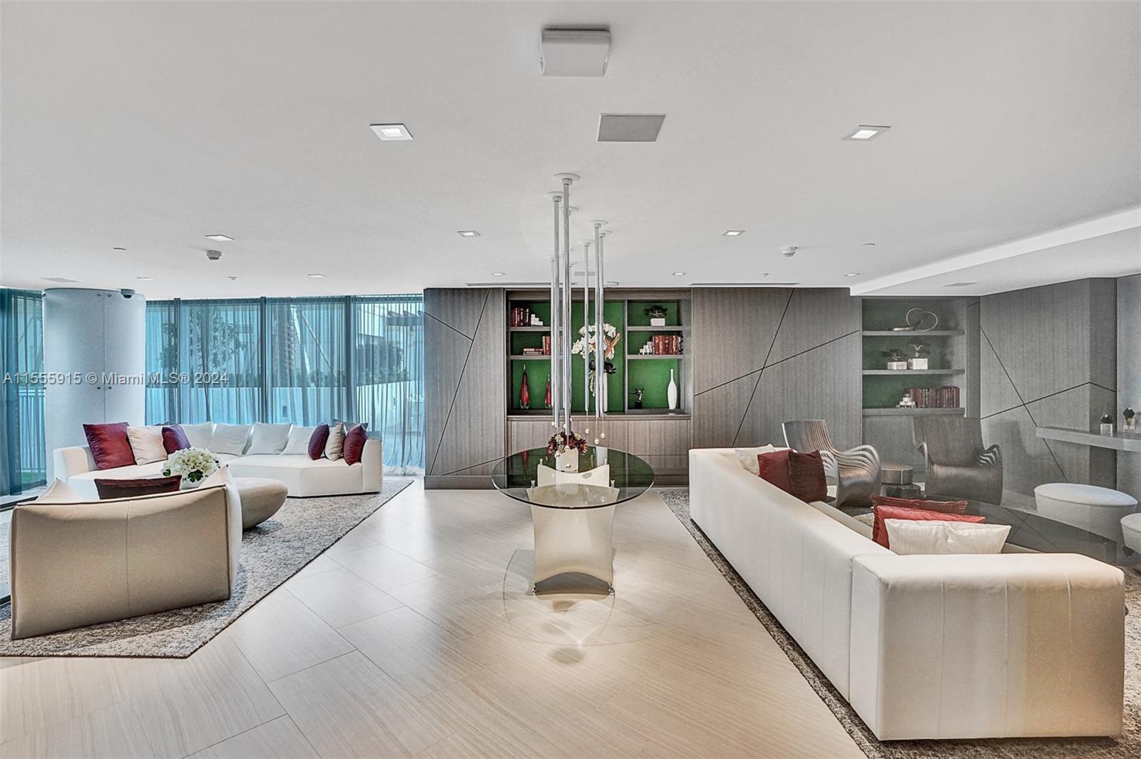 PARQUE TOWERS CONDO - Residential Lease