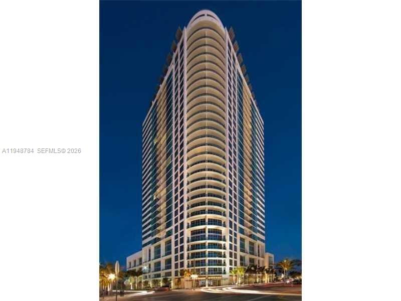 FOUR MIDTOWN MIAMI CONDO - Residential