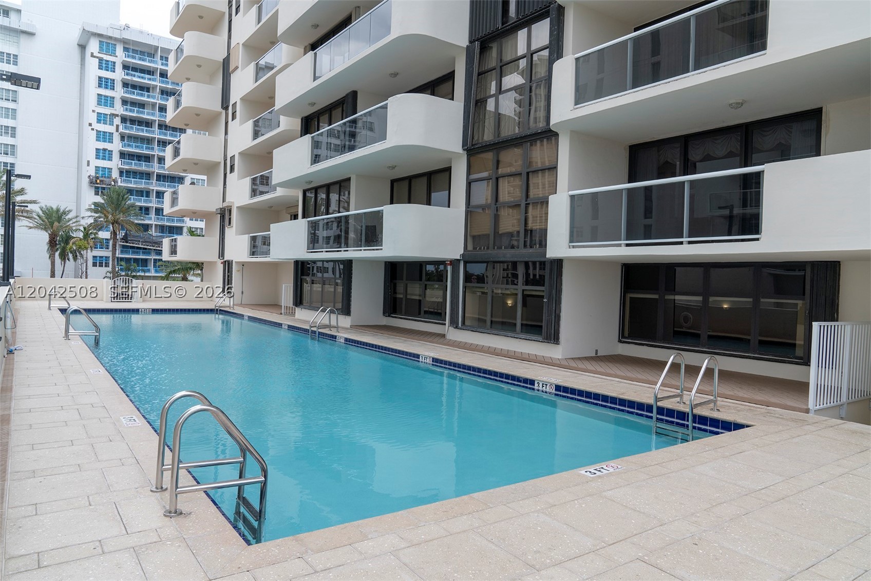 LEXCELLENCE CONDO - Residential