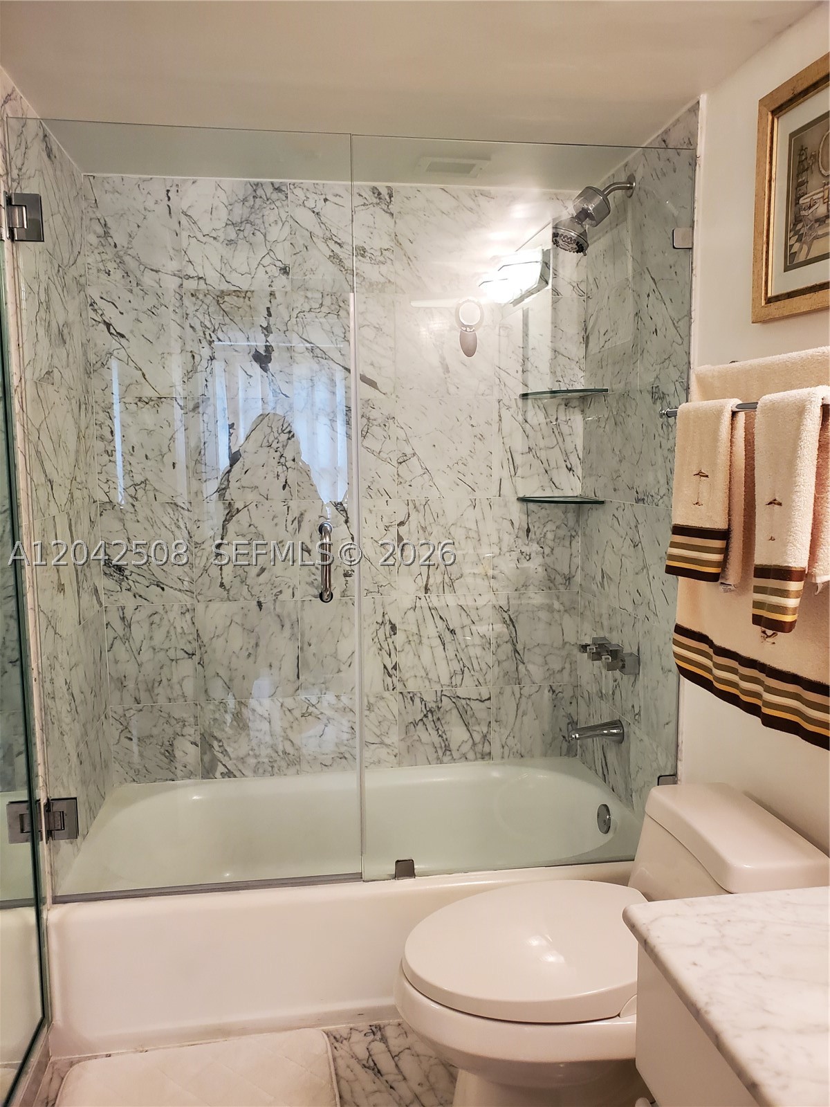 LEXCELLENCE CONDO - Residential