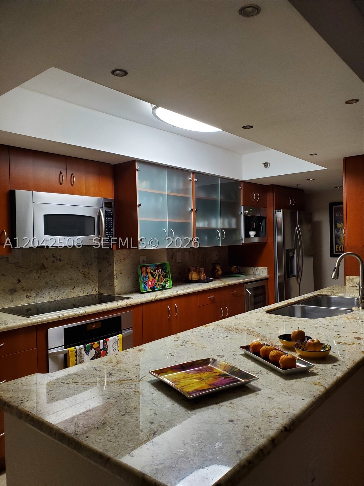 LEXCELLENCE CONDO - Residential
