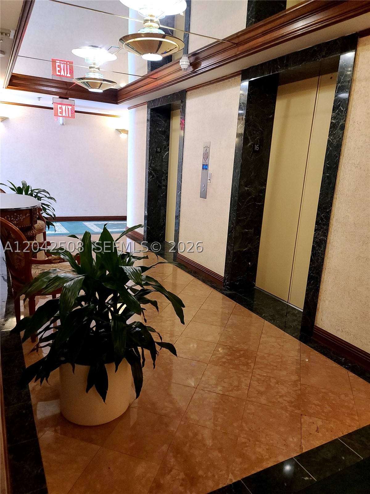 LEXCELLENCE CONDO - Residential