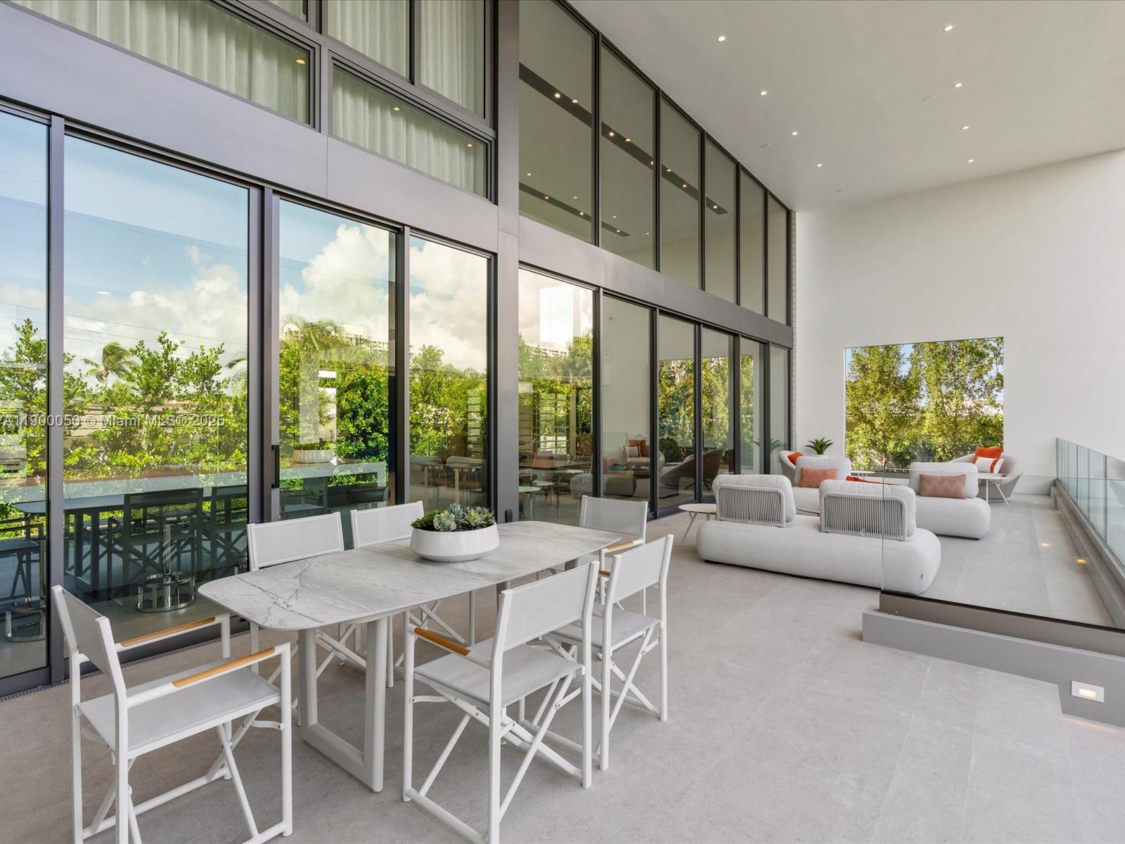 RE-PLAT OF TRACK C MIAMI - Residential