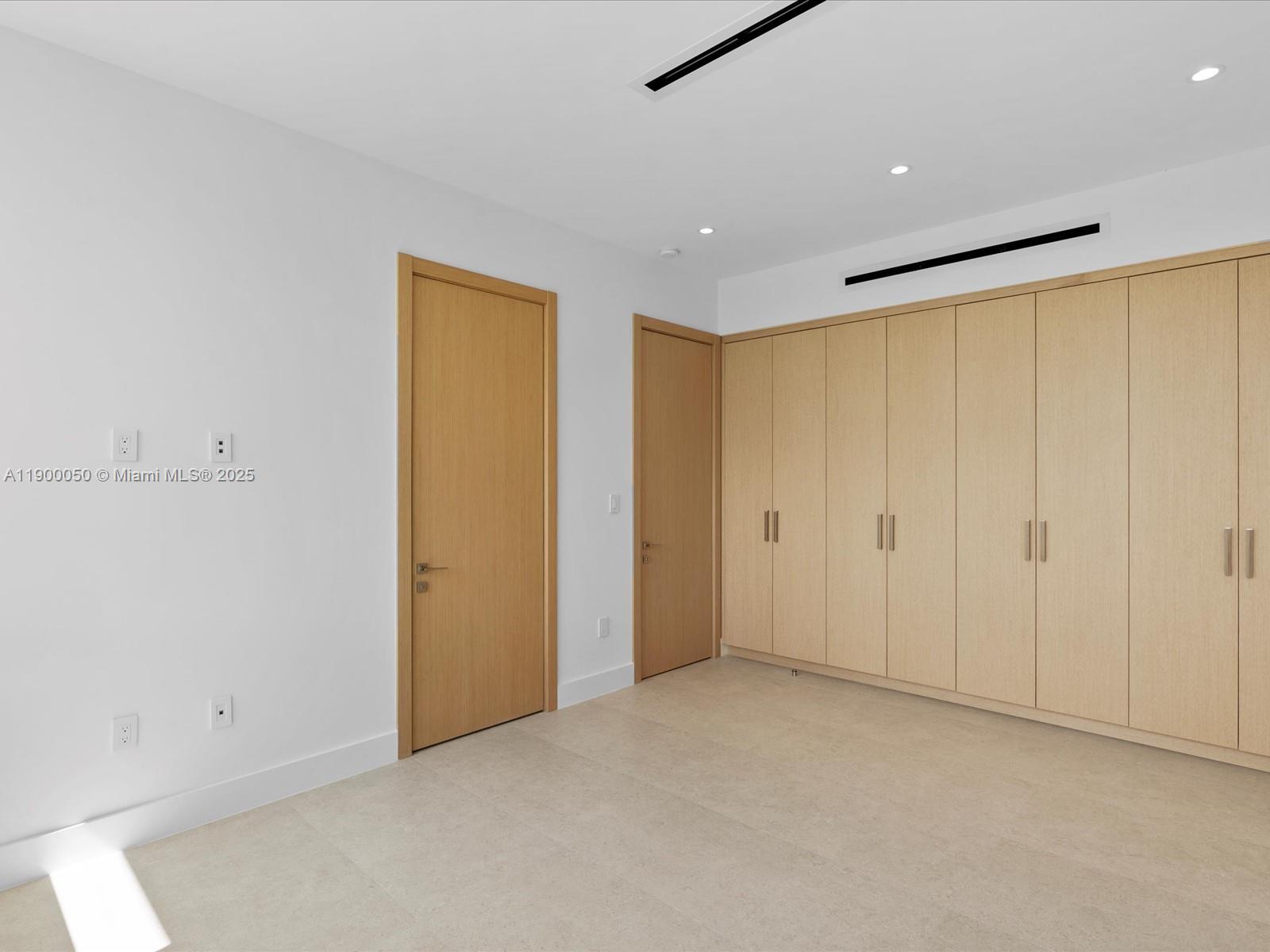 RE-PLAT OF TRACK C MIAMI - Residential