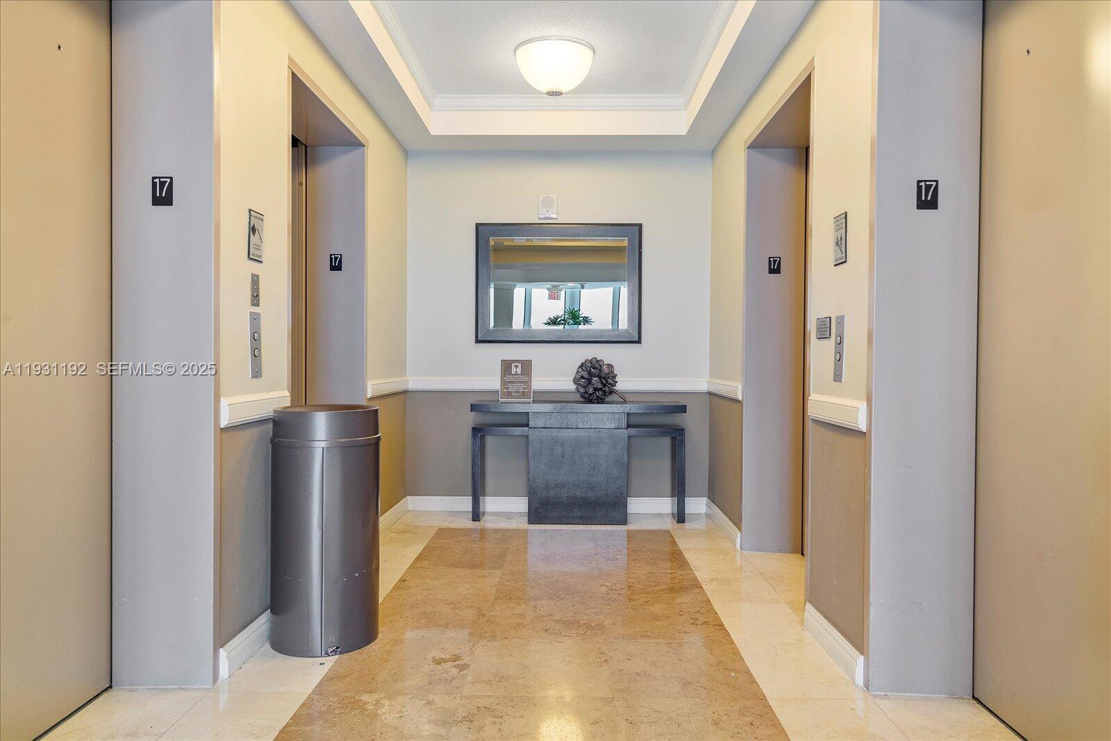 TRUMP INTERNATIONAL SONES - Residential