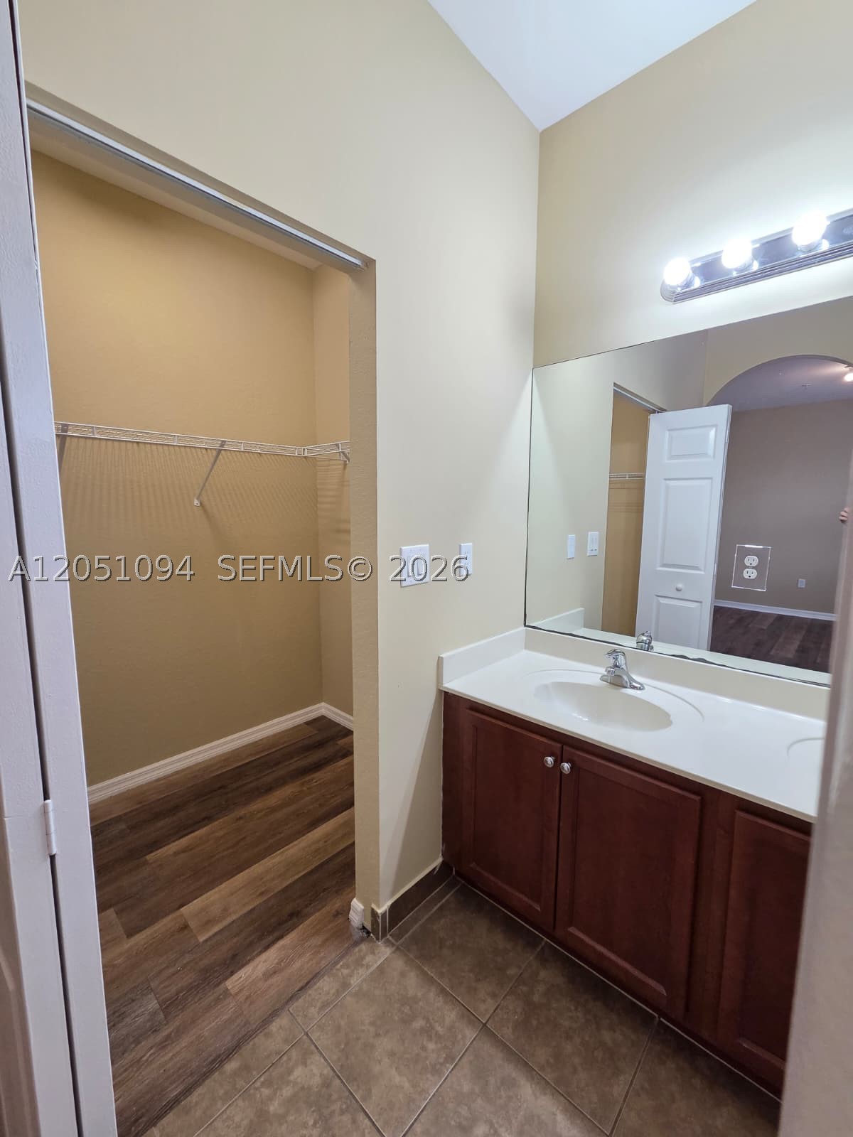 TUSCAN VILLAS CONDO - Residential Lease