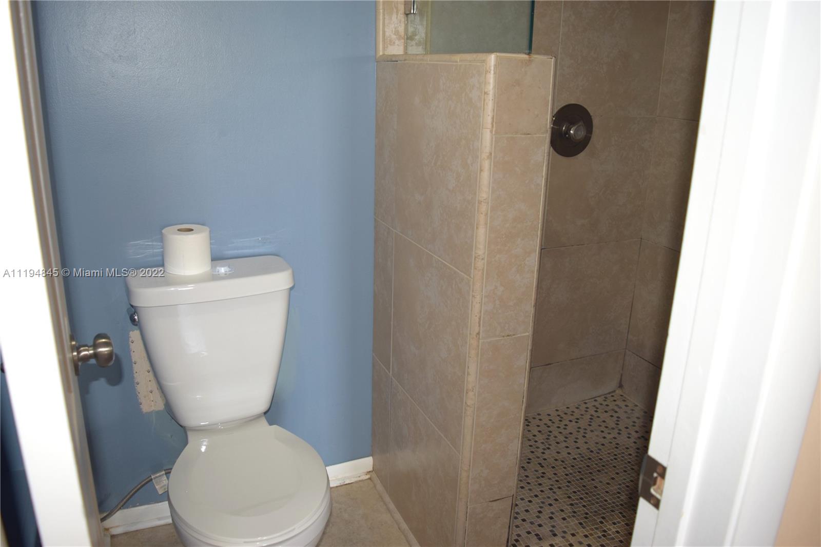 WHITEHALL OF PINE ISLAND - Residential Lease