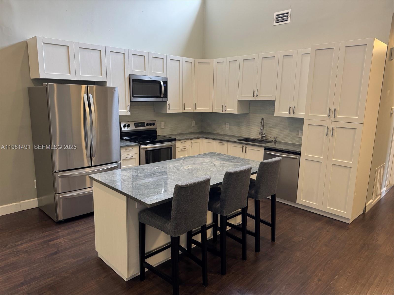 MISSION BAY 2 - Residential
