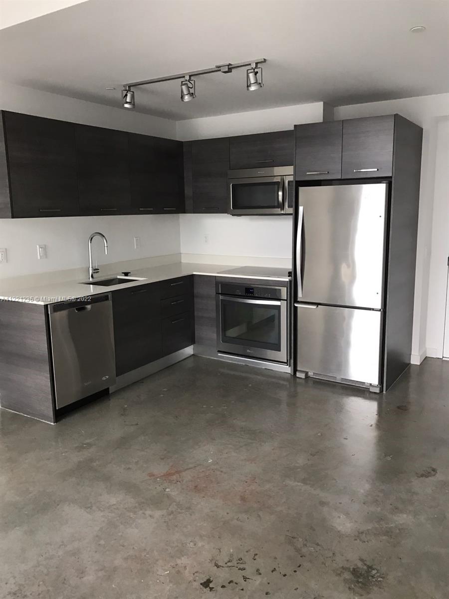 CENTRO CONDO - Residential Lease