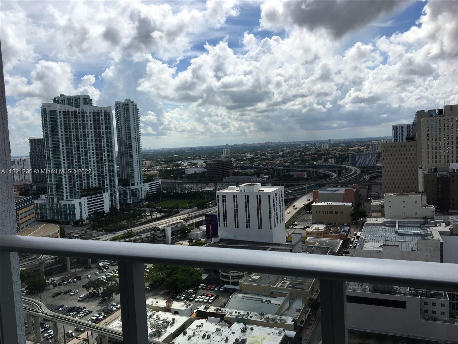 CENTRO CONDO - Residential Lease