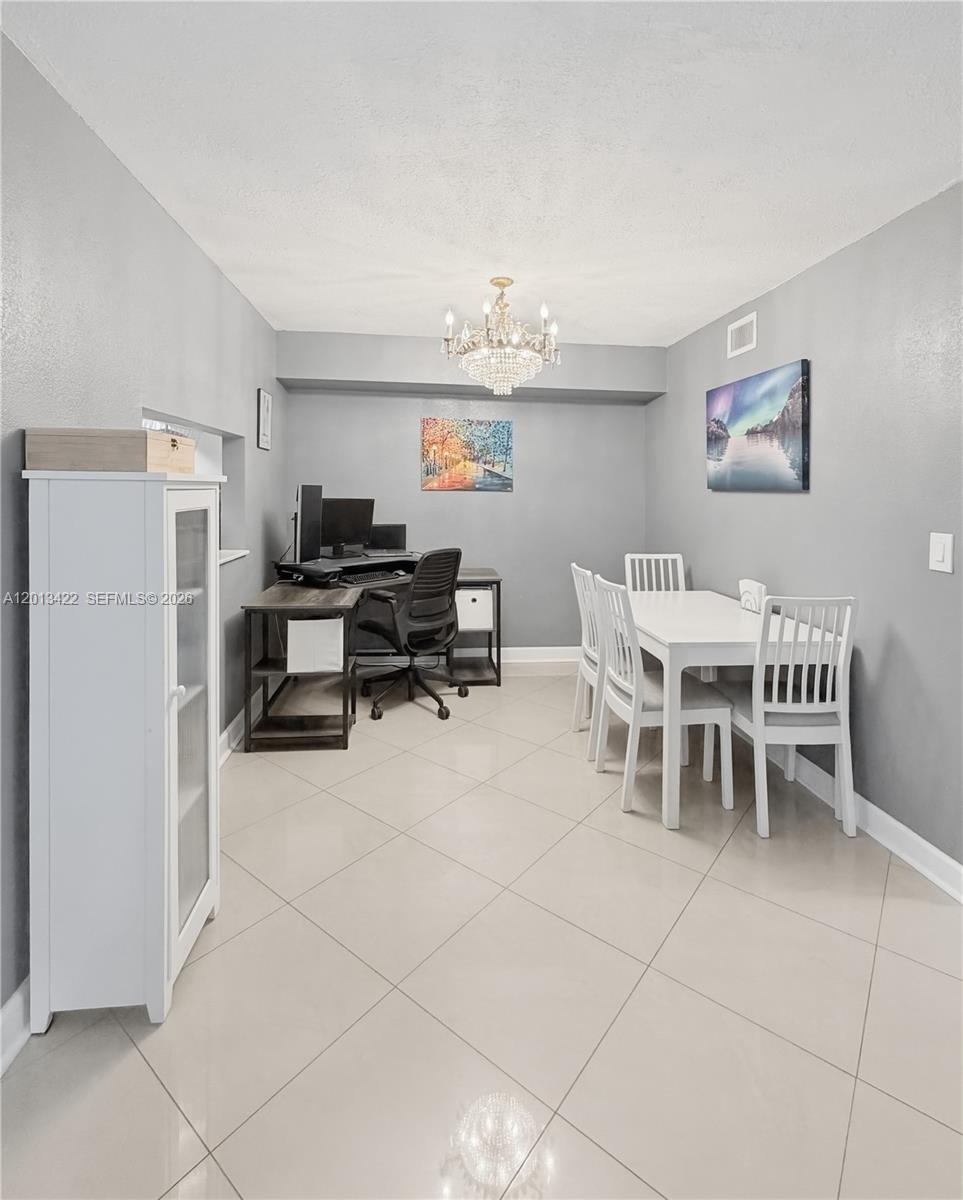 LAURELS AT MARGATE CONDO - Residential