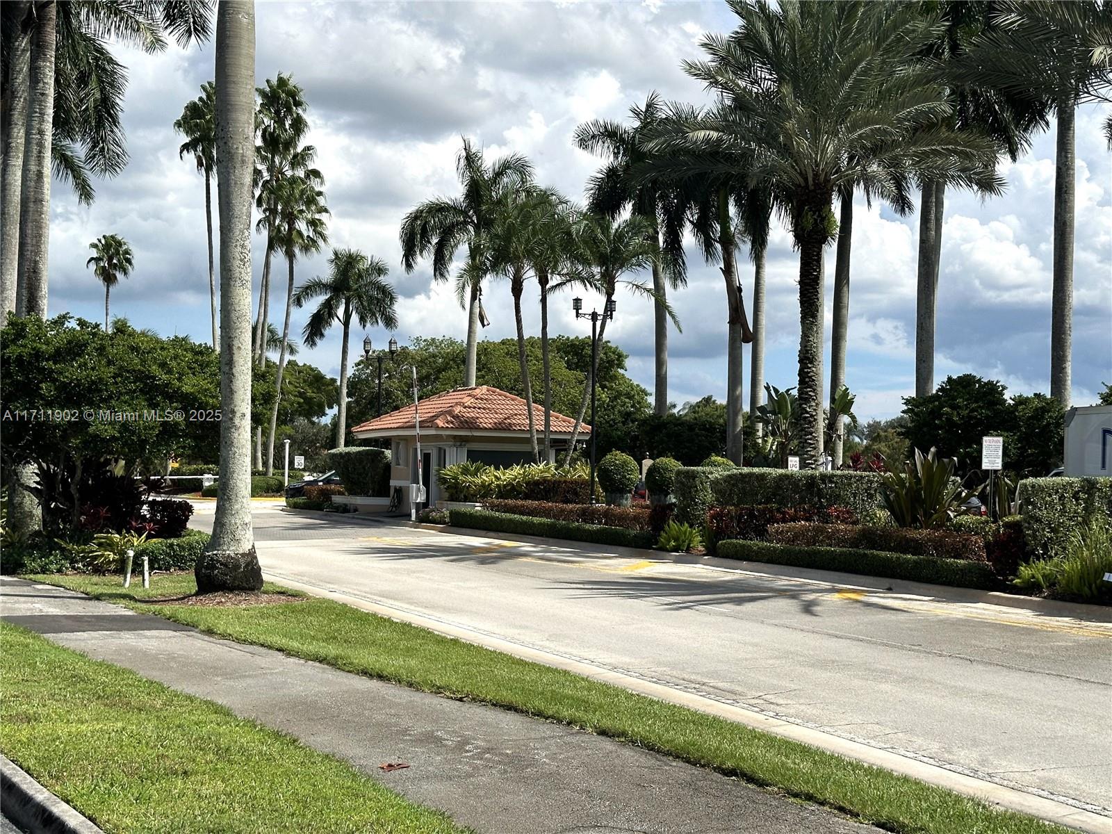 LAS VERDES CONDO - Residential Lease