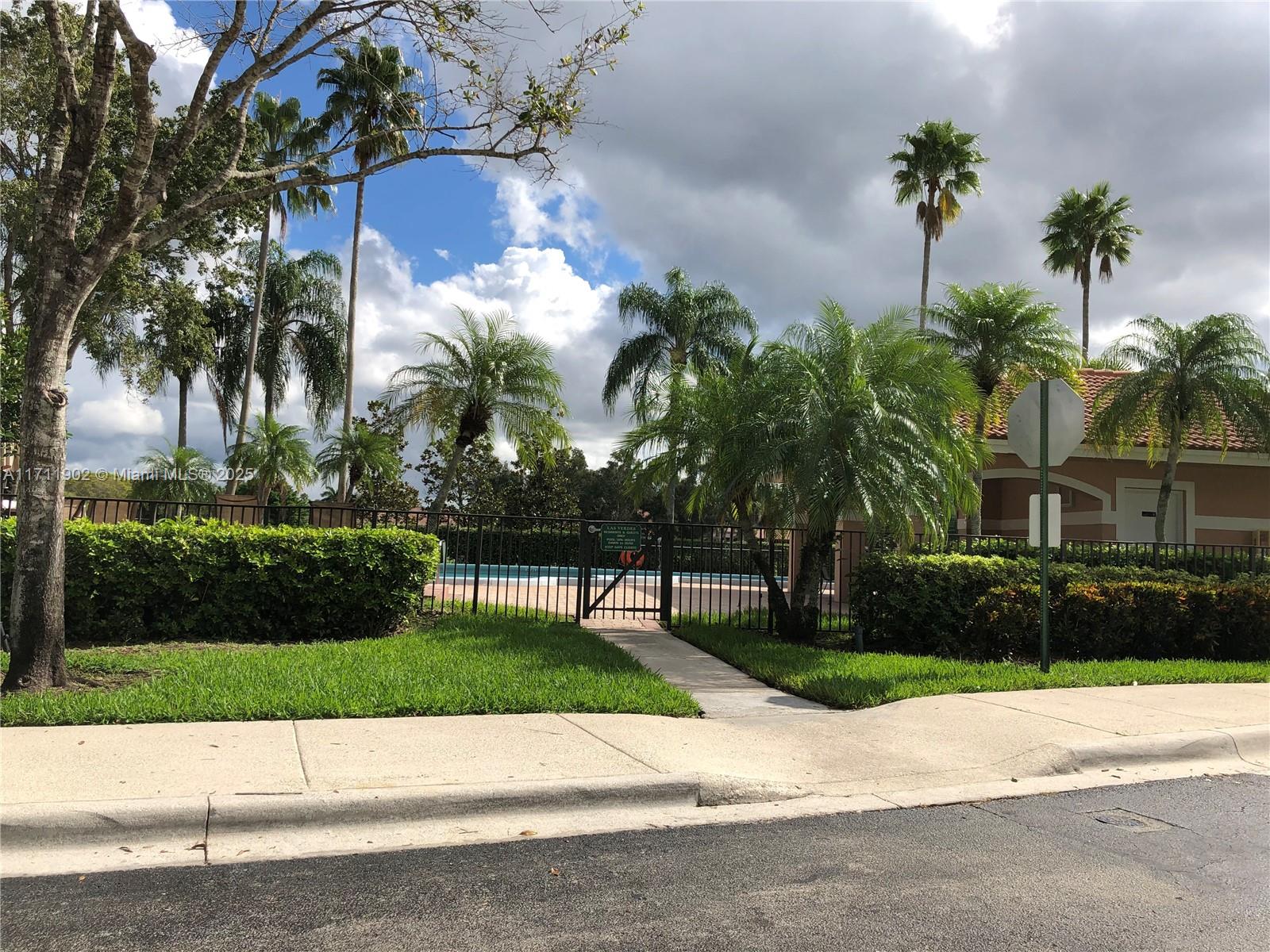 LAS VERDES CONDO - Residential Lease