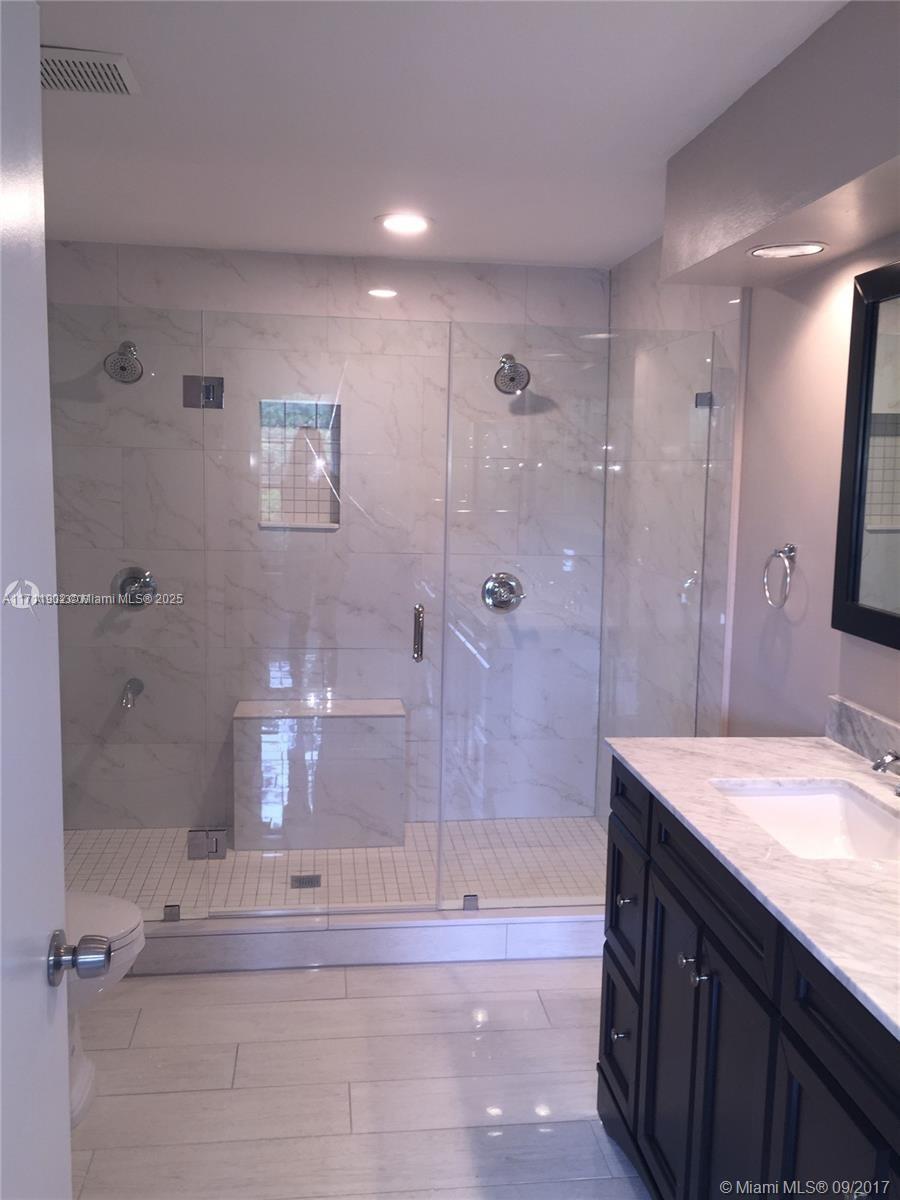LAS VERDES CONDO - Residential Lease