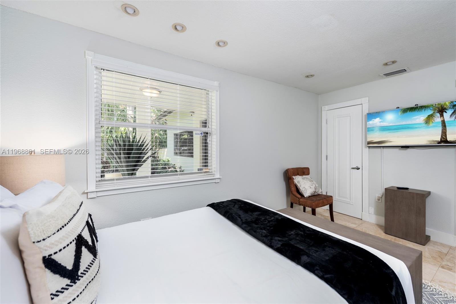 BISCAYNE RIVER HEIGHTS - Residential