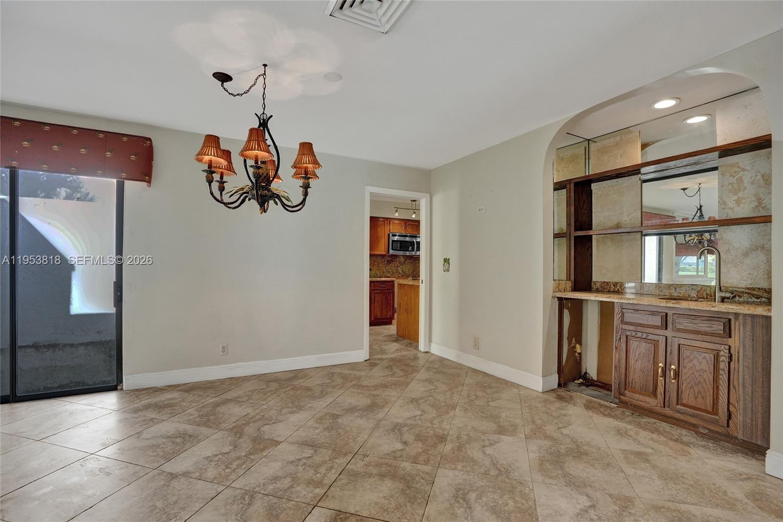 BAYTOWNE OF JONATHANS LAN - Residential