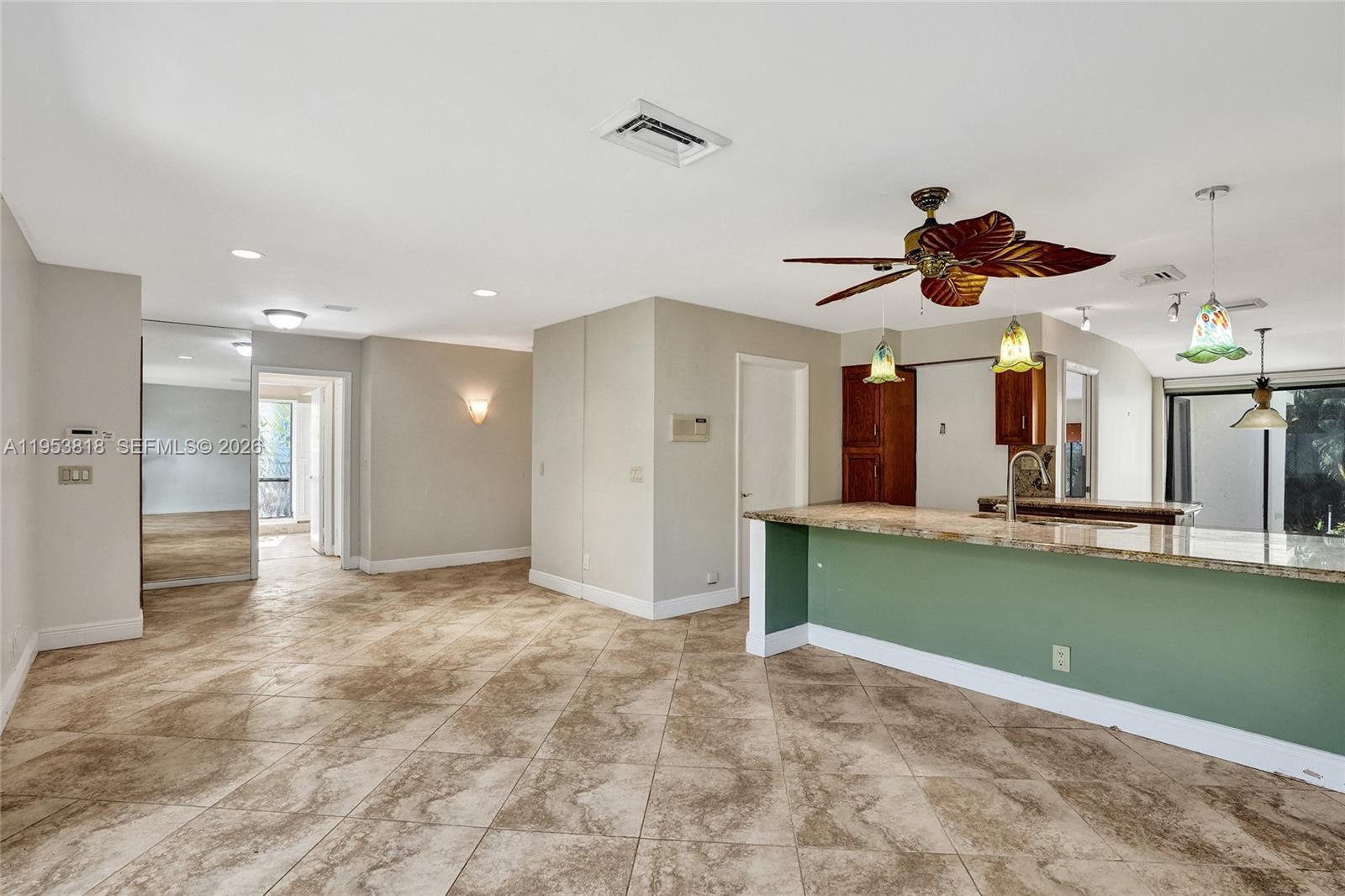 BAYTOWNE OF JONATHANS LAN - Residential
