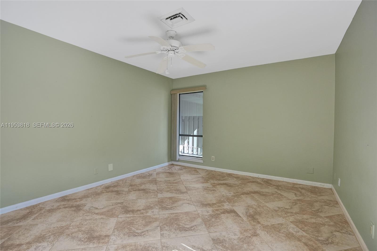 BAYTOWNE OF JONATHANS LAN - Residential