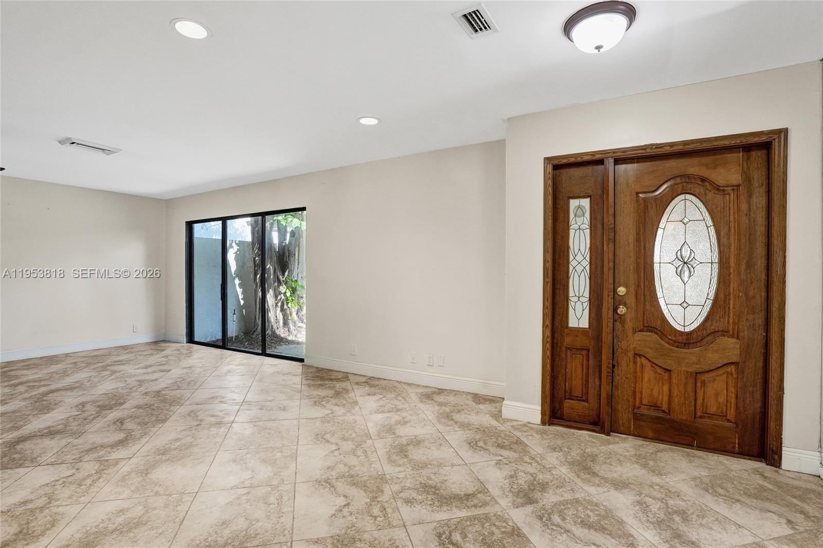 BAYTOWNE OF JONATHANS LAN - Residential
