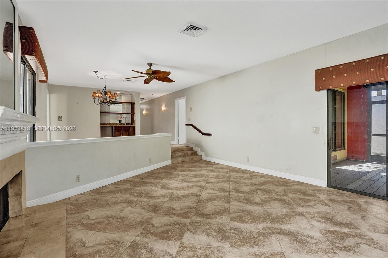 BAYTOWNE OF JONATHANS LAN - Residential