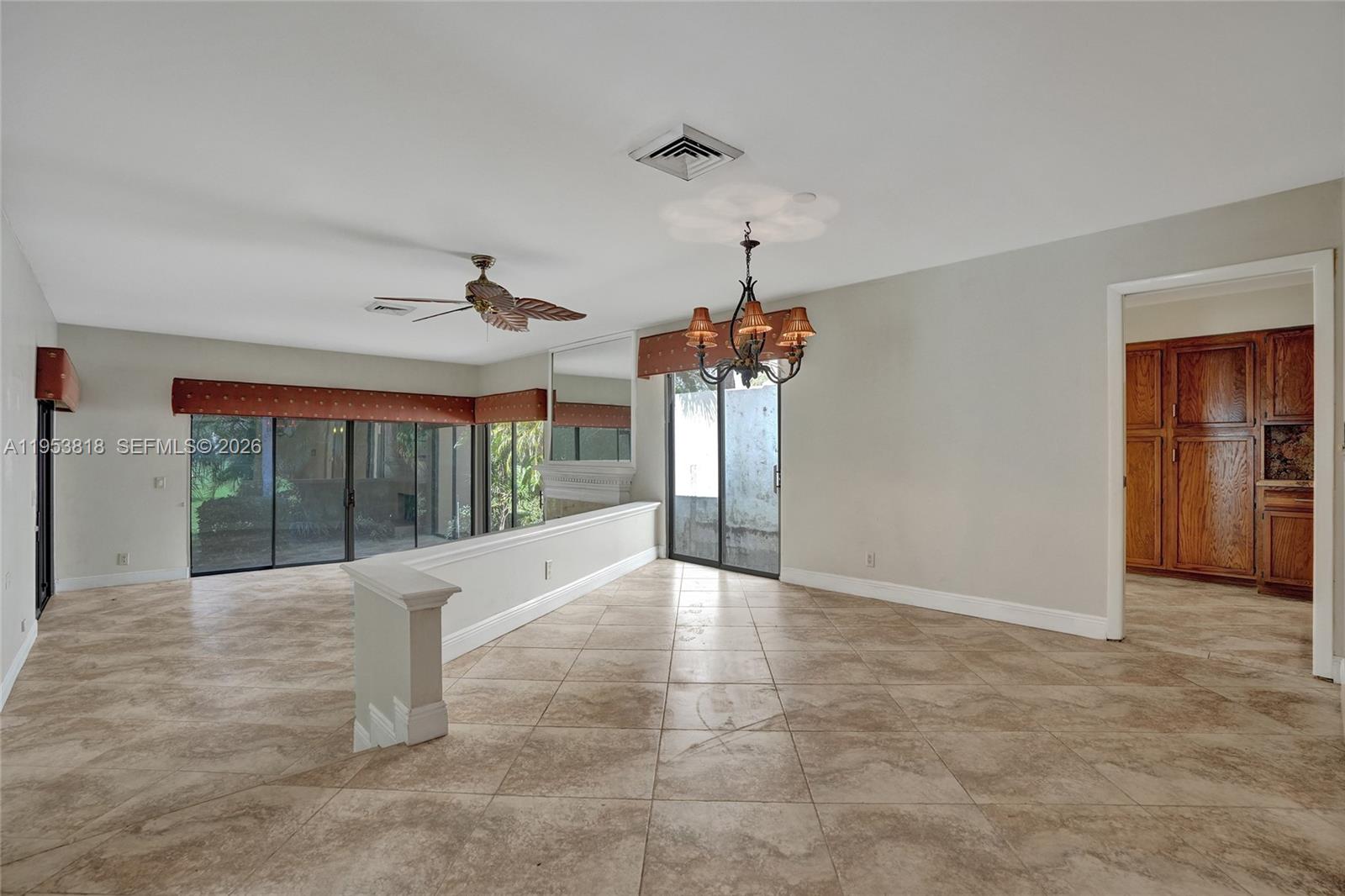 BAYTOWNE OF JONATHANS LAN - Residential