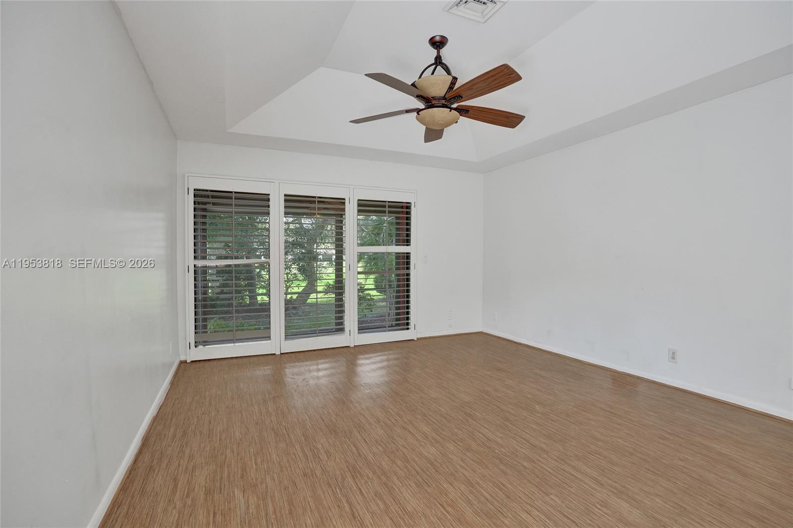 BAYTOWNE OF JONATHANS LAN - Residential