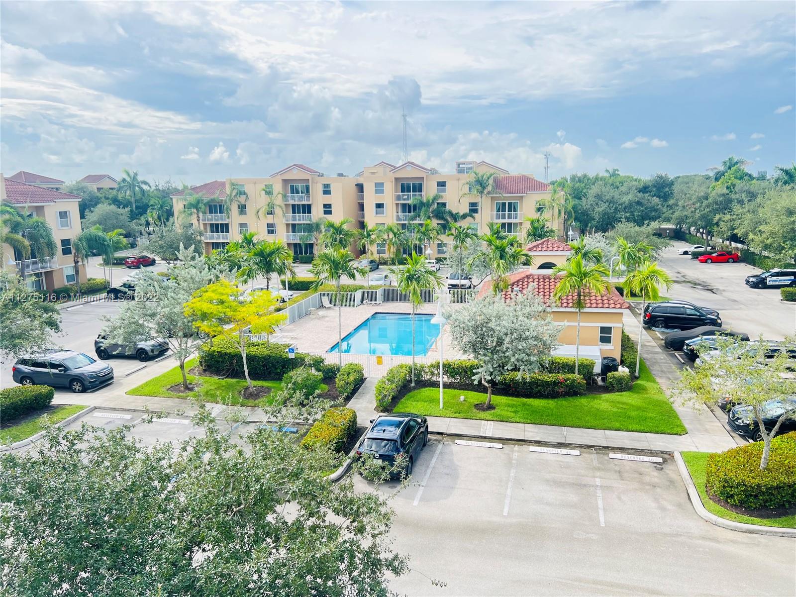 SHERIDAN BEACH CLUB NO 3 - Residential Lease