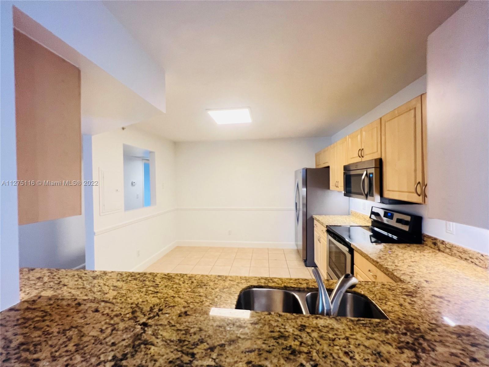 SHERIDAN BEACH CLUB NO 3 - Residential Lease