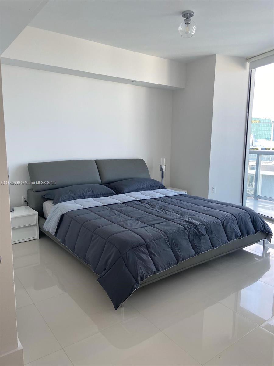 ICON BRICKELL NO TWO - Residential Lease