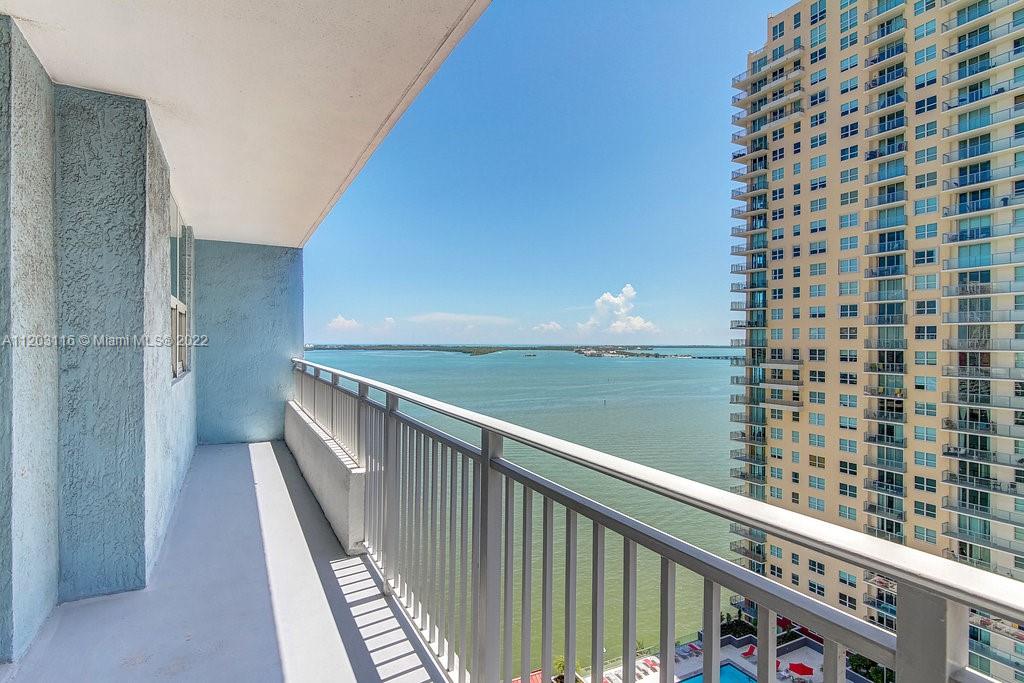Yacht Club Brickell - Residential Lease