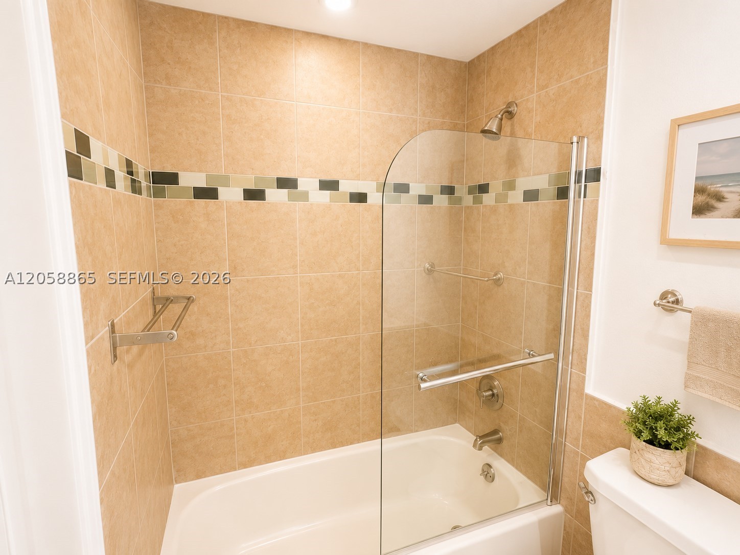 ALEXANDER TOWERS CONDO - Residential