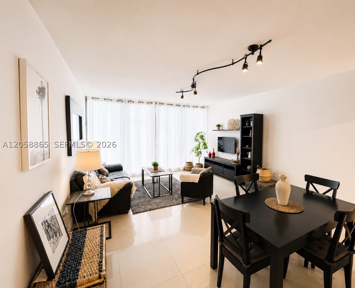 ALEXANDER TOWERS CONDO - Residential